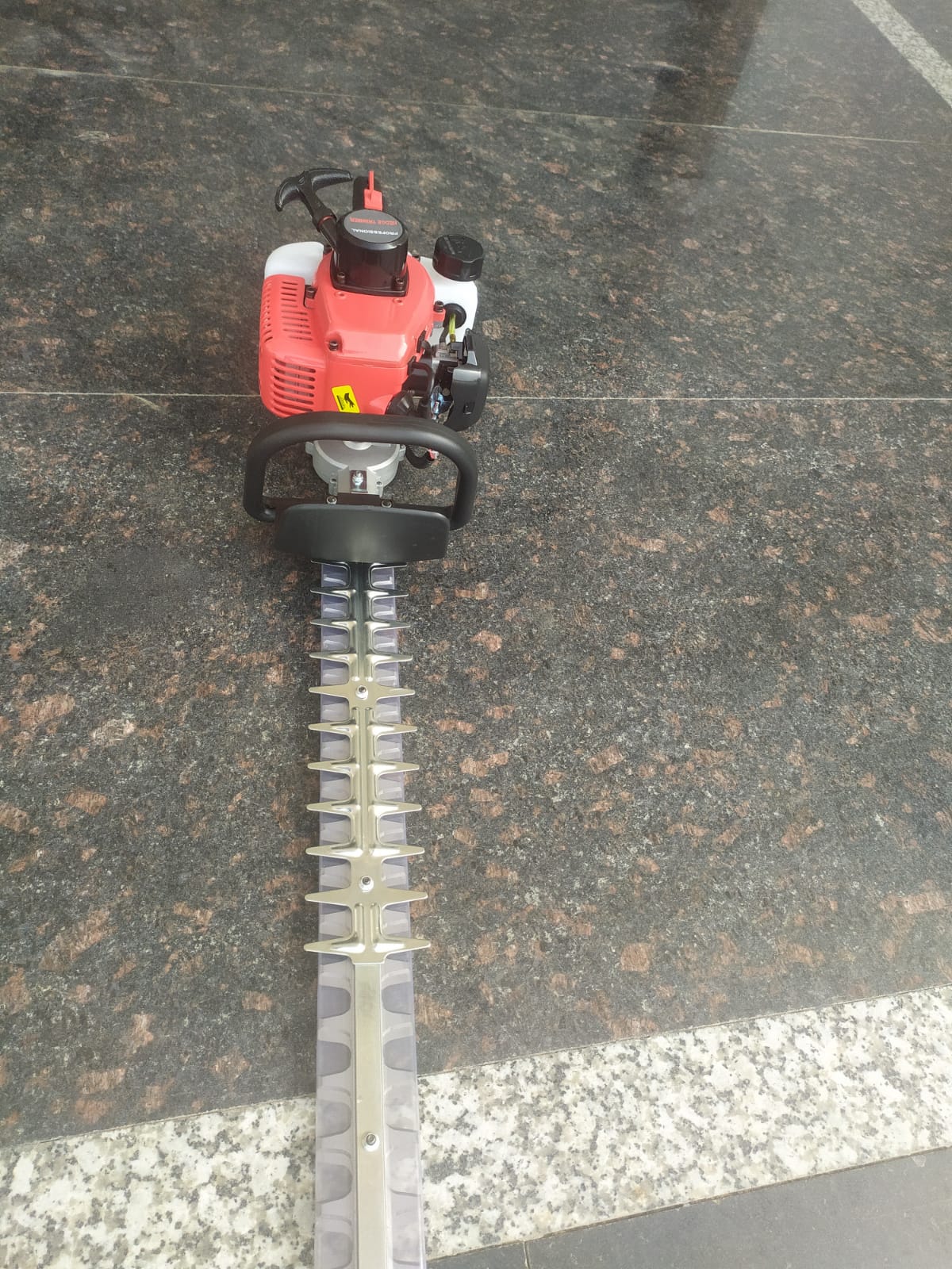 hedge trimmer