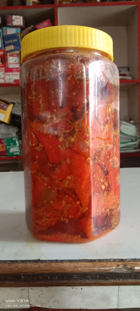 Red chilli pickle 